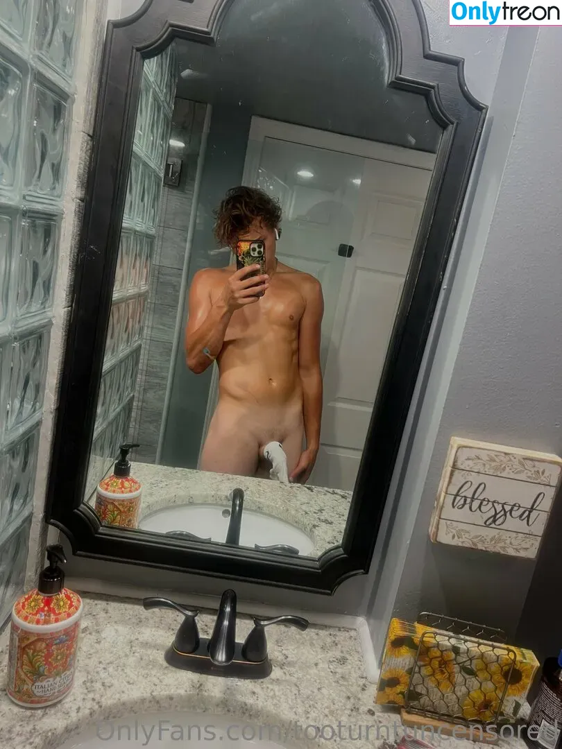 tooturntuncensored nude photo #0028 (tooturnttony)