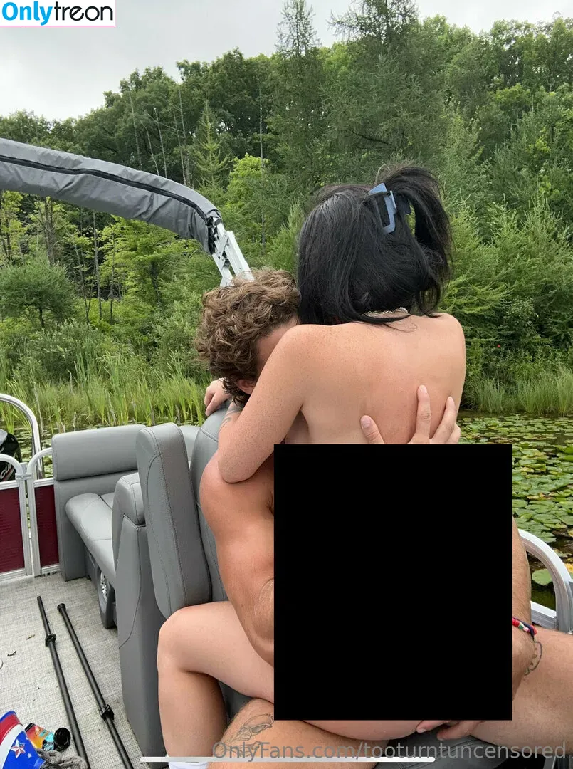 tooturntuncensored nude photo #0060 (tooturnttony)