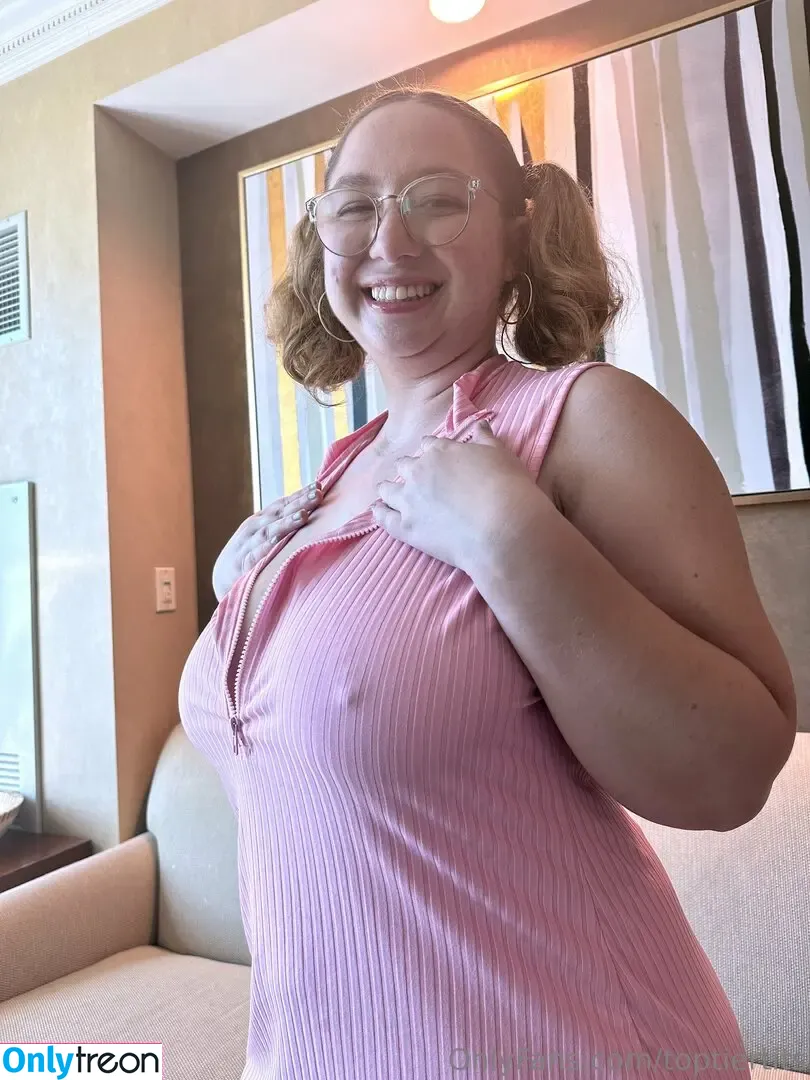 toptiertits nude photo #0023 (thevixenfiless / toptiertutt)