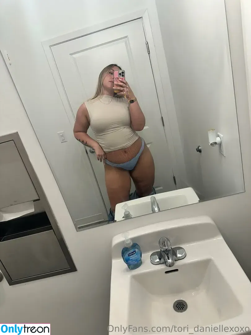 tori_daniellexo nude photo #0010 (tori_daniellexoxo)