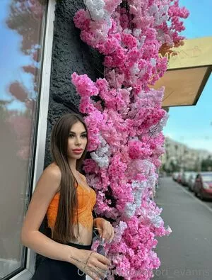 tori_evanns / tori_evans_ фото голая #0009