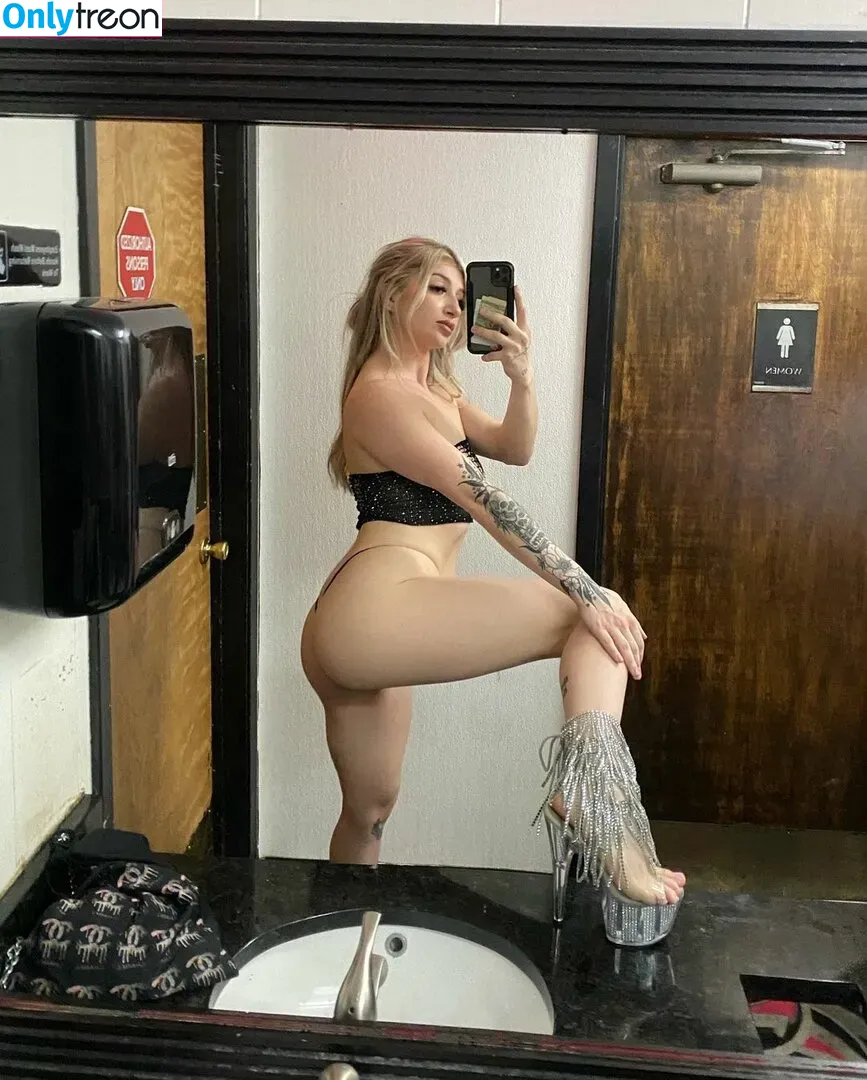 tori2toxic nude photo #0017 (tori2toxic)