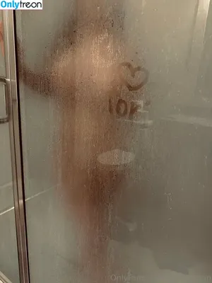  nude photo #0002