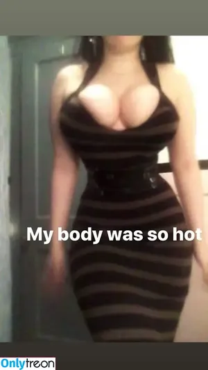 Toripleaseshutup nude photo #0030