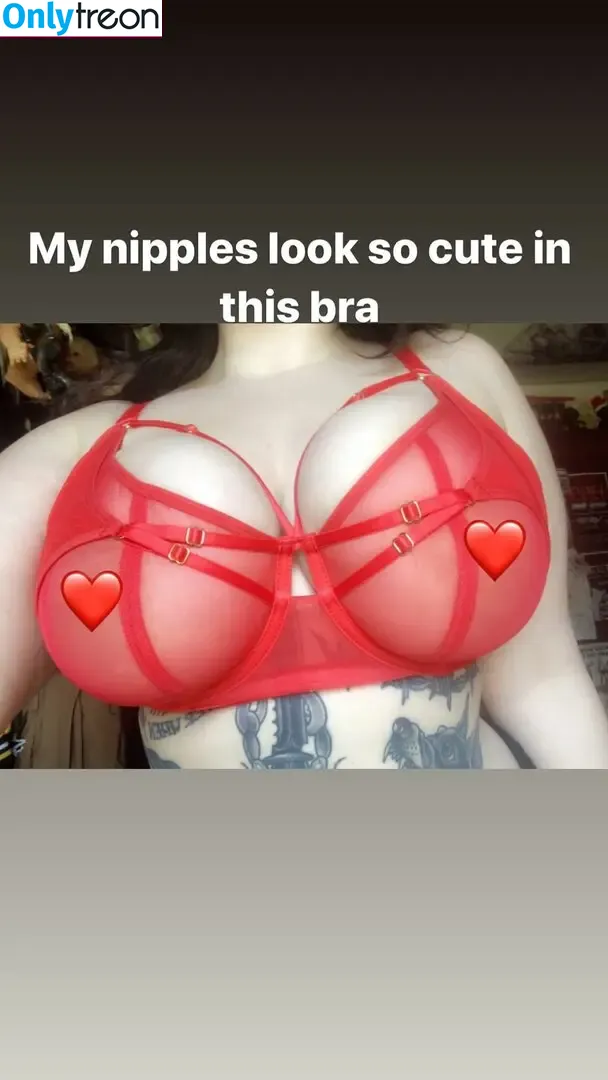 Toripleaseshutup nude photo #0031 (Toripleaseshutup)