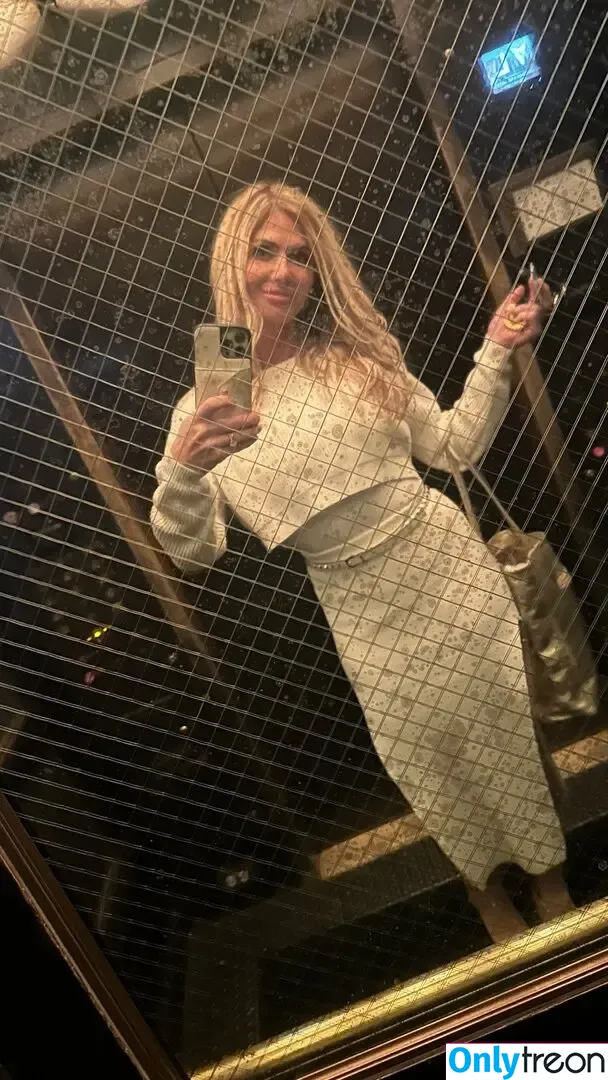 Torrie Wilson nude photo #2237 (torriewilson)