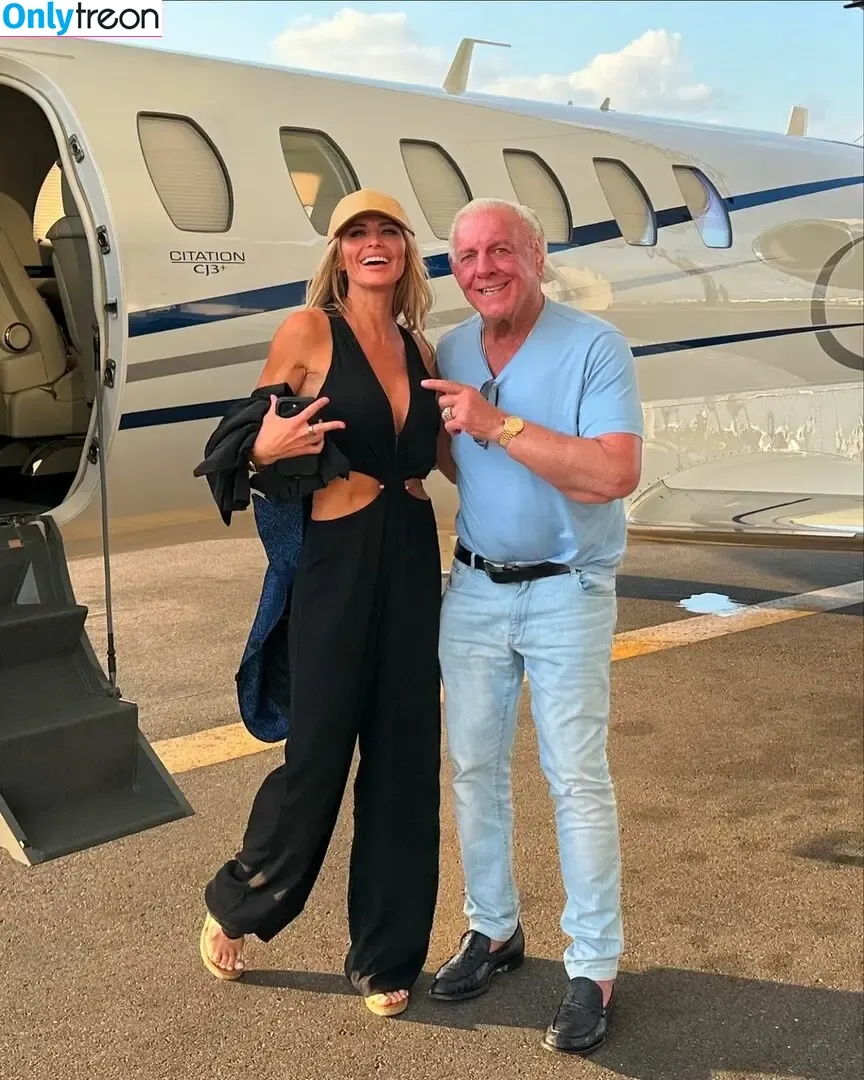 Torrie Wilson голая photo #2502 (torriewilson)