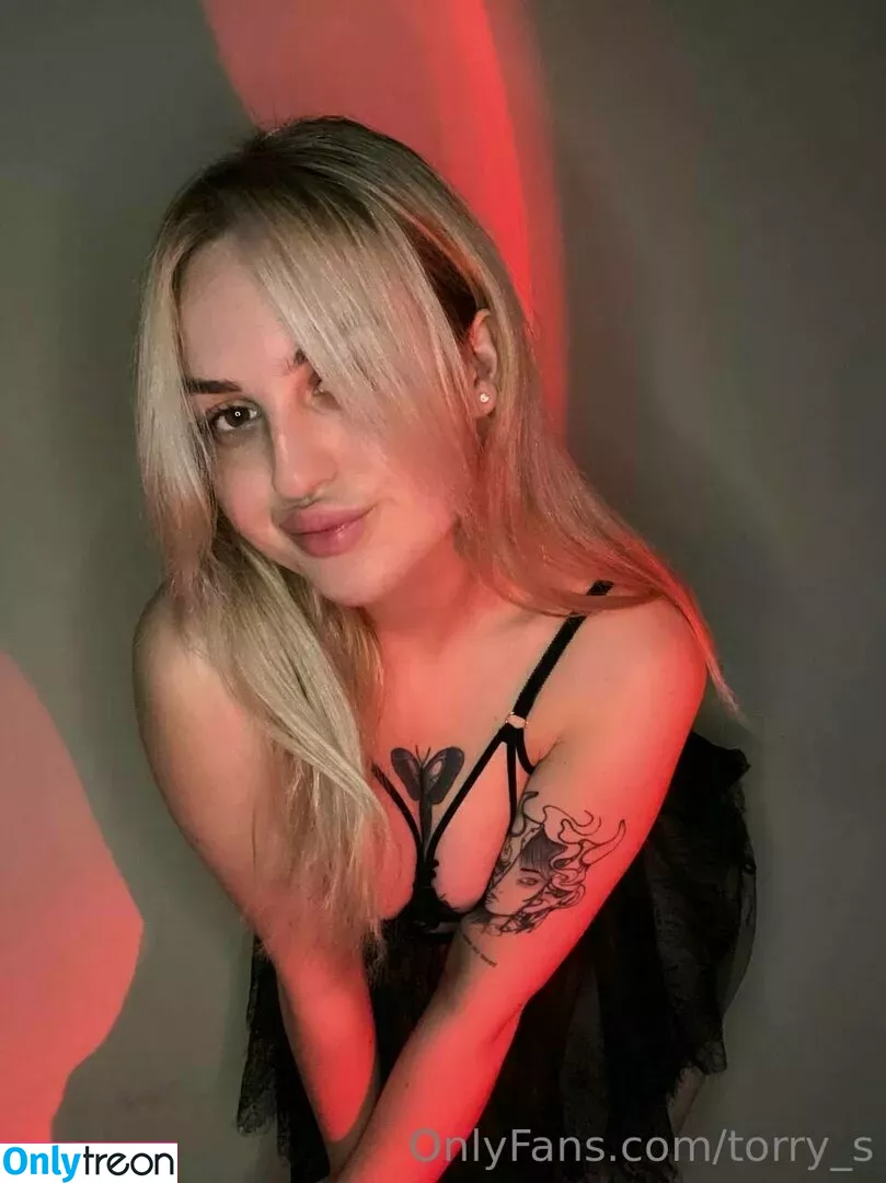 torry_s nude photo #0001 (torys_)