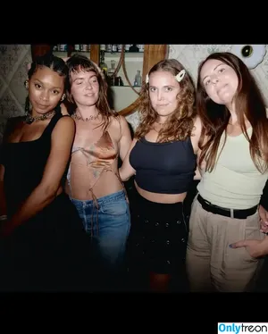 Tove Lo / cupfullofinsanity / tovelo nude photo #0620