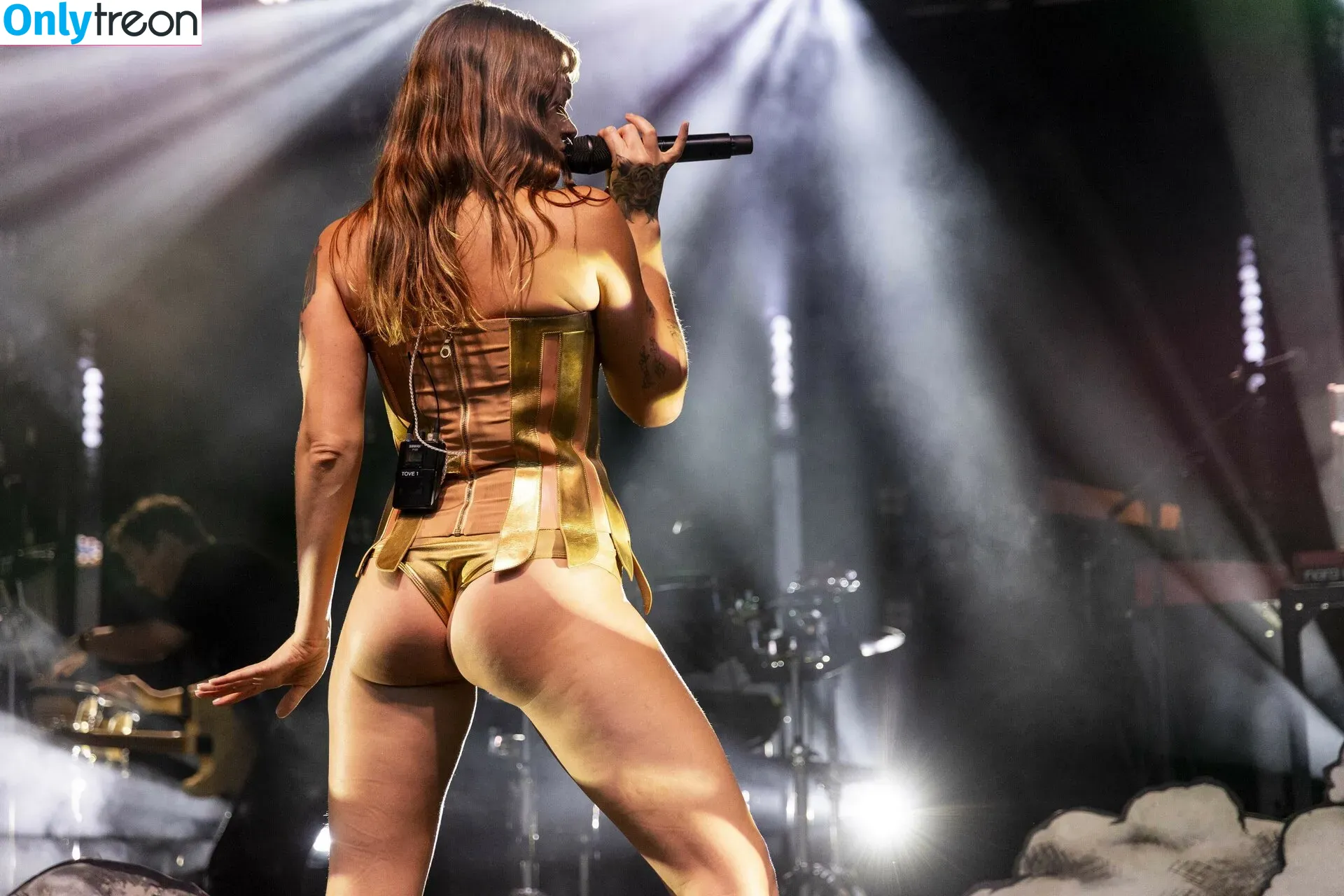 Tove Lo nude photo #0396 (cupfullofinsanity / tovelo)