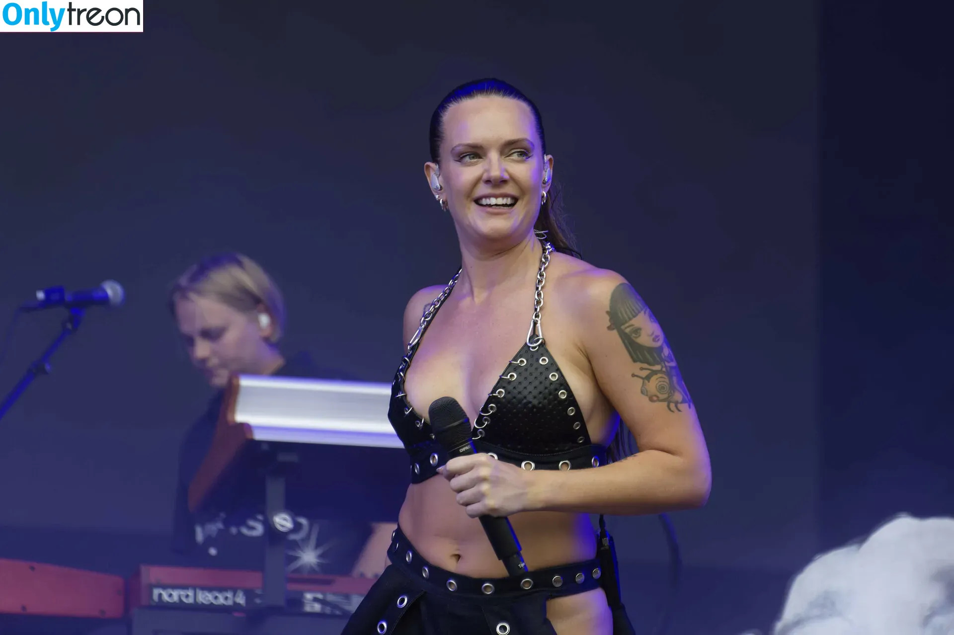 Tove Lo голая photo #0399 (cupfullofinsanity / tovelo)