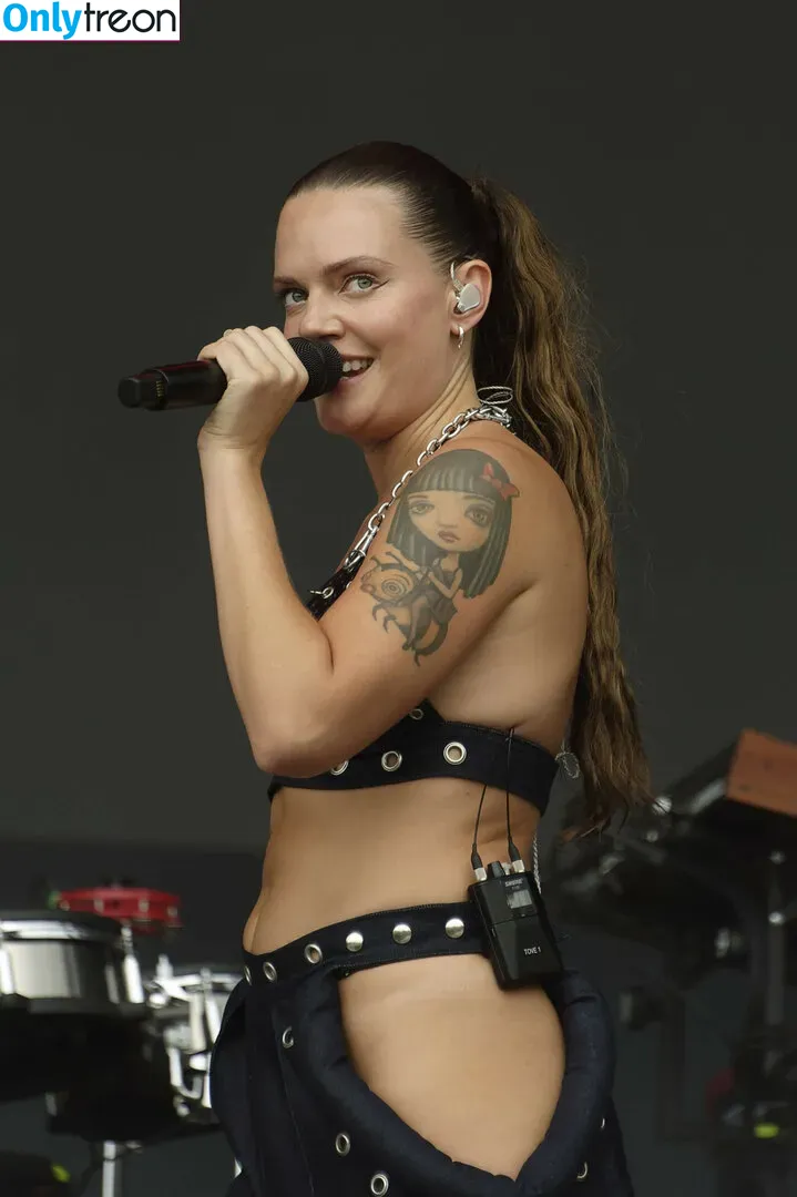 Tove Lo голая photo #0400 (cupfullofinsanity / tovelo)