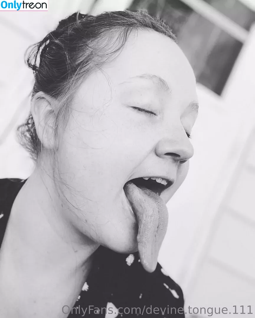 toxicallietongue nude photo #0023 (toxicallietongue)