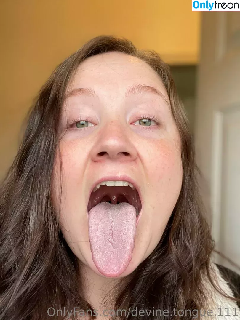 toxicallietongue nude photo #0025 (toxicallietongue)