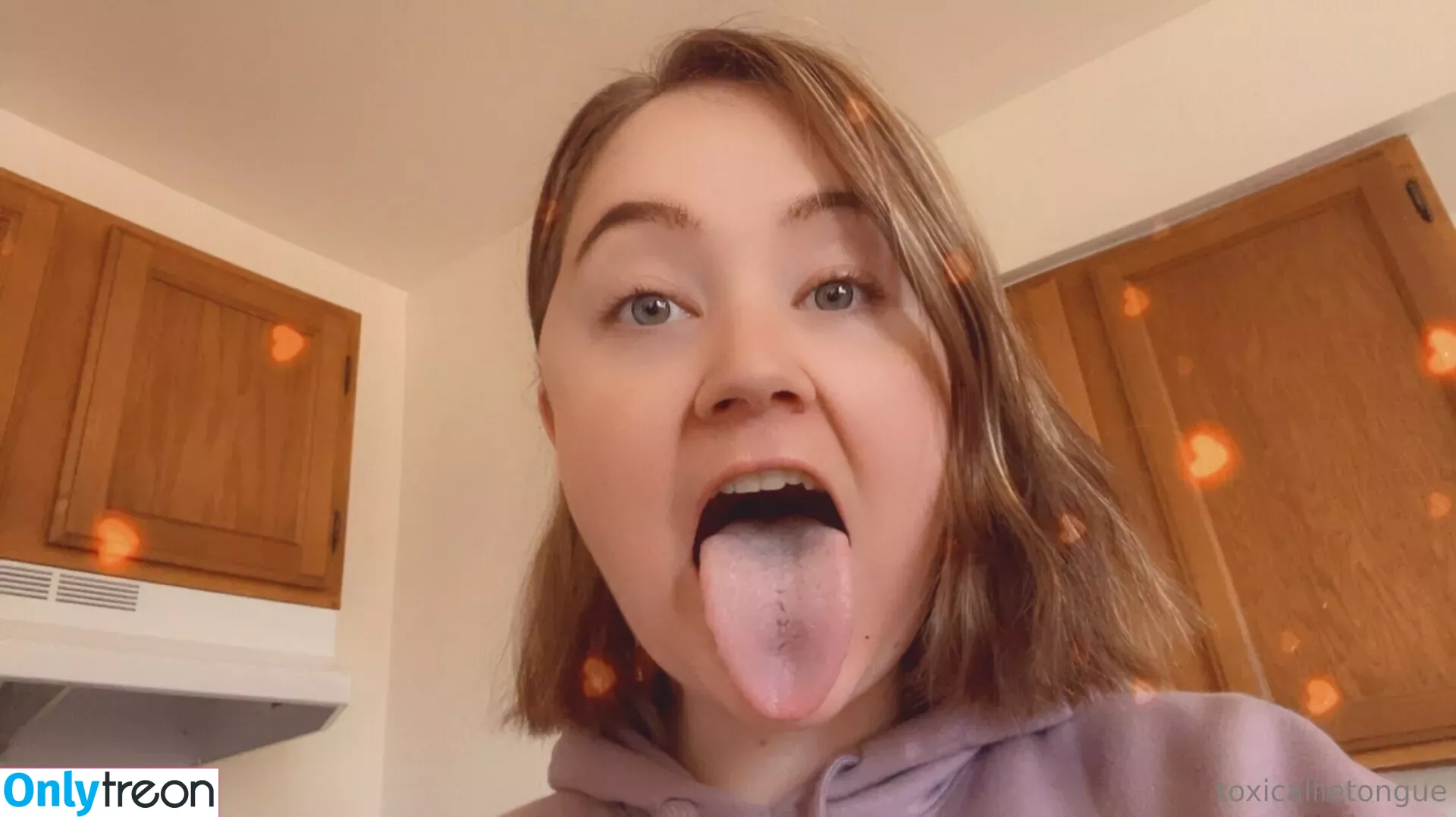 toxicallietongue nude photo #0070 (toxicallietongue)