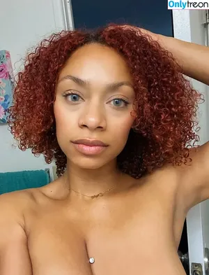 Tpnaomi / enchantingnaomi / oldwas kinkytbaby1 nude photo #0025
