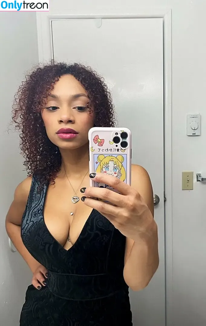 Tpnaomi nude photo #0039 (enchantingnaomi / oldwas kinkytbaby1)