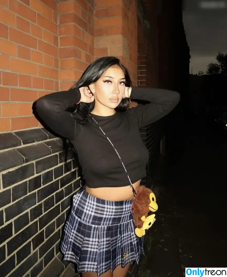 Tr.yaz nude photo #0016 (Tyraaw)