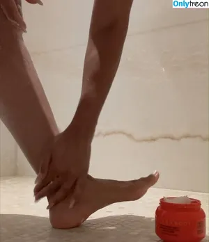 Tracee Ellis Ross / traceeellisross nude photo #0550