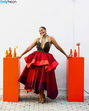 Tracee Ellis Ross / traceeellisross nude photo #0563