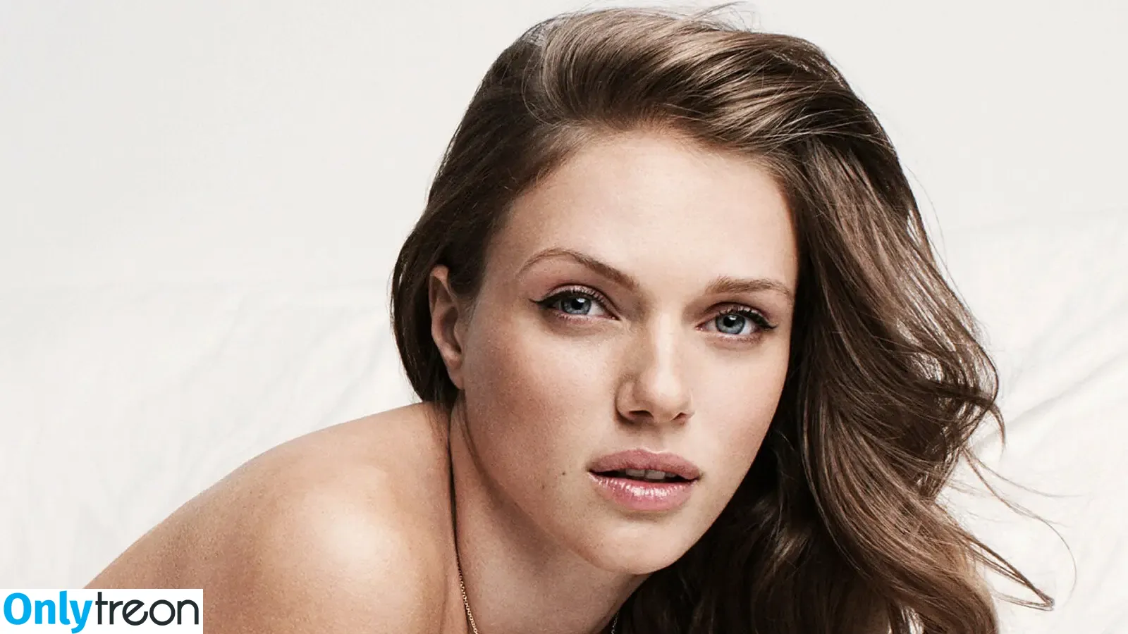 Tracy Spiridakos nude photo #0007 (spiridakos)