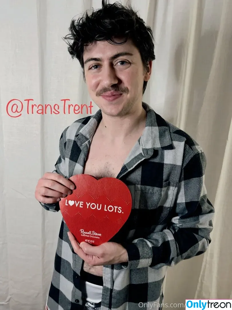 transtrentfree голая photo #0015 (toesaintfree)