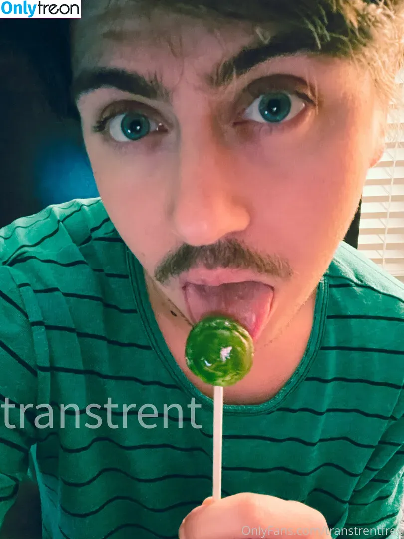 transtrentfree голая photo #0040 (toesaintfree)