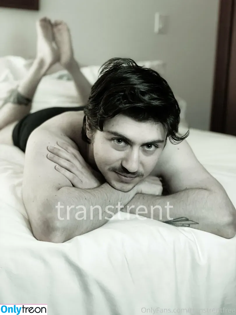 transtrentfree голая photo #0101 (toesaintfree)