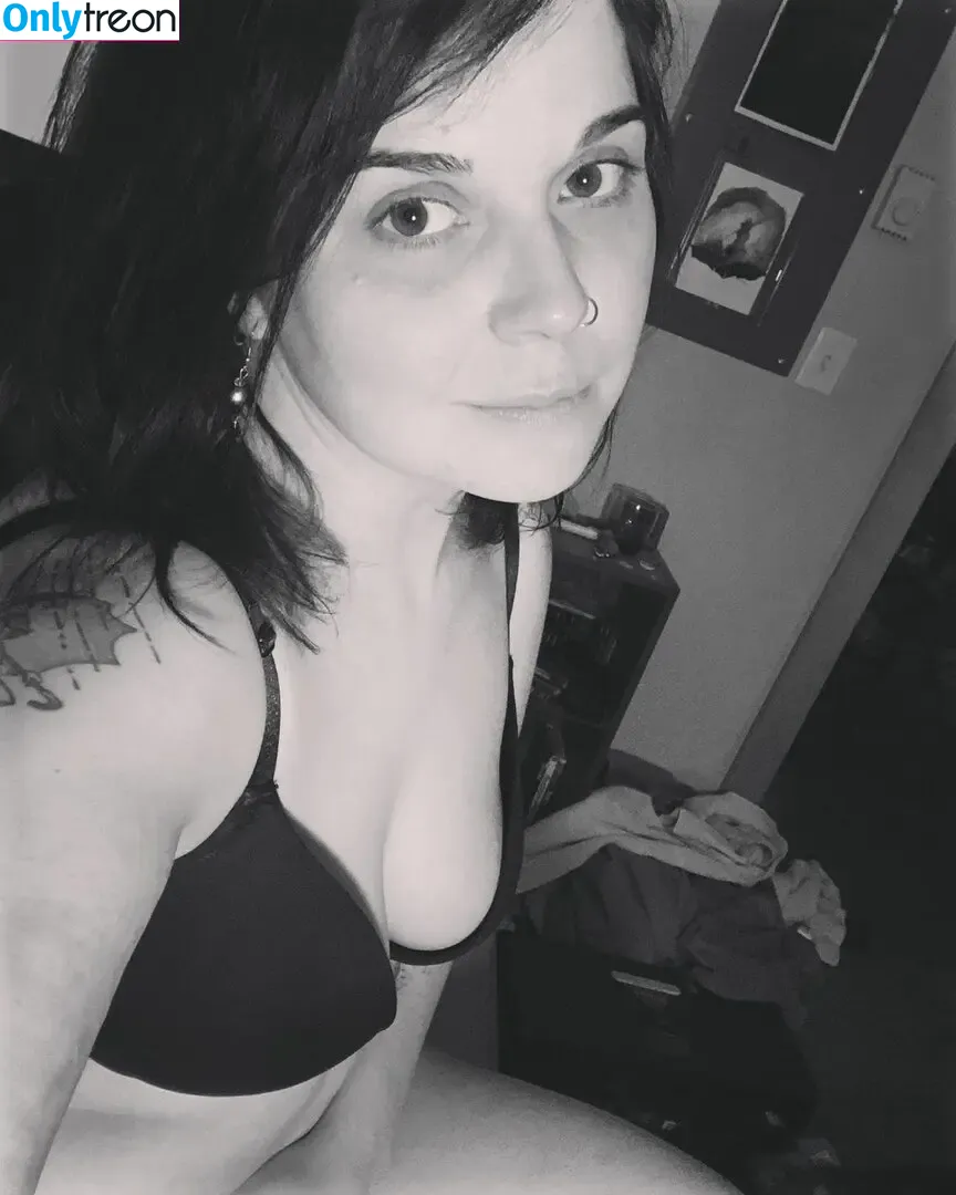 Trash Princess nude photo #0015 (_notthatnice / notthatnice)