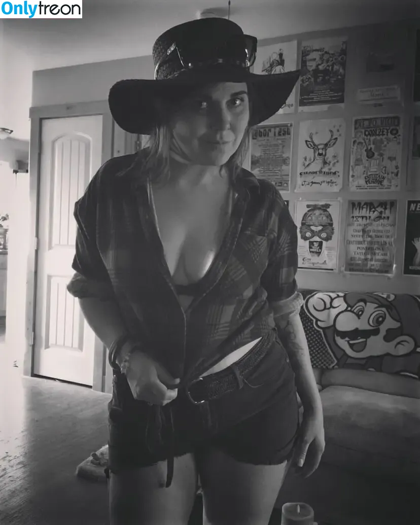Trash Princess nude photo #0024 (_notthatnice / notthatnice)
