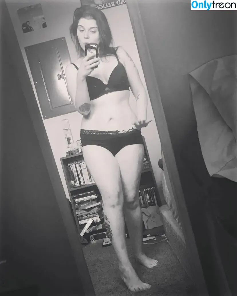 Trash Princess nude photo #0041 (_notthatnice / notthatnice)