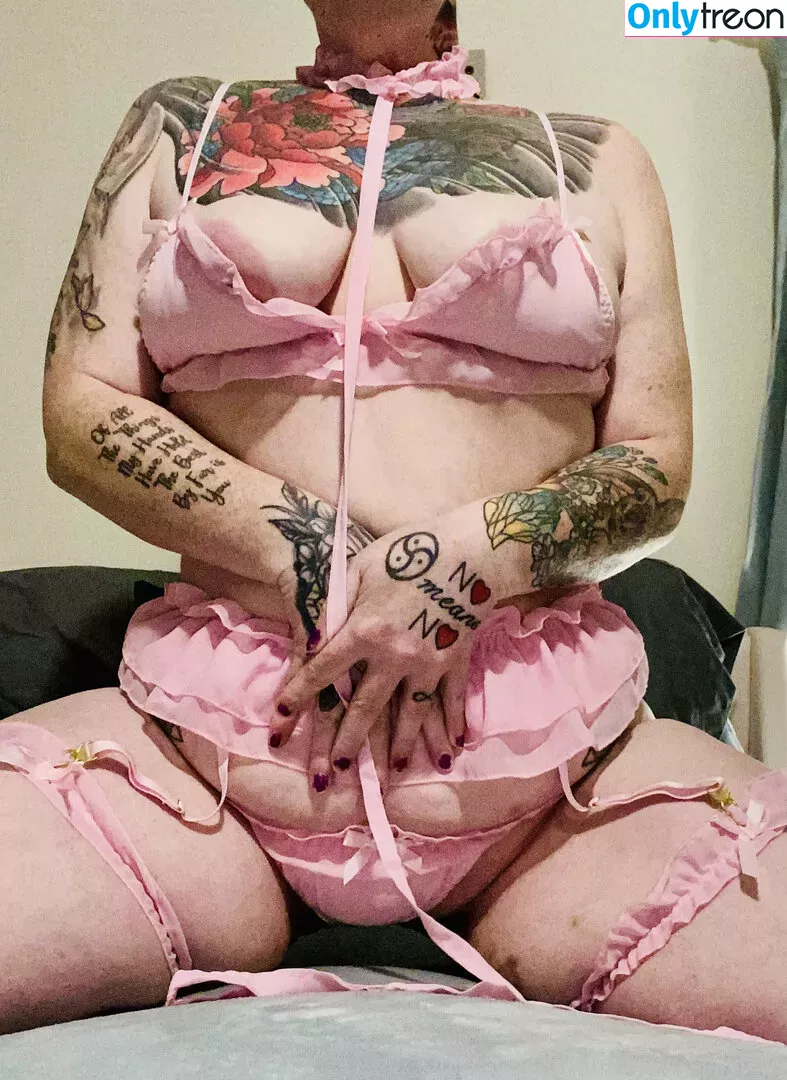 trashpanda4lyfeyo nude photo #0010 (trashpanda4lyfeyo)