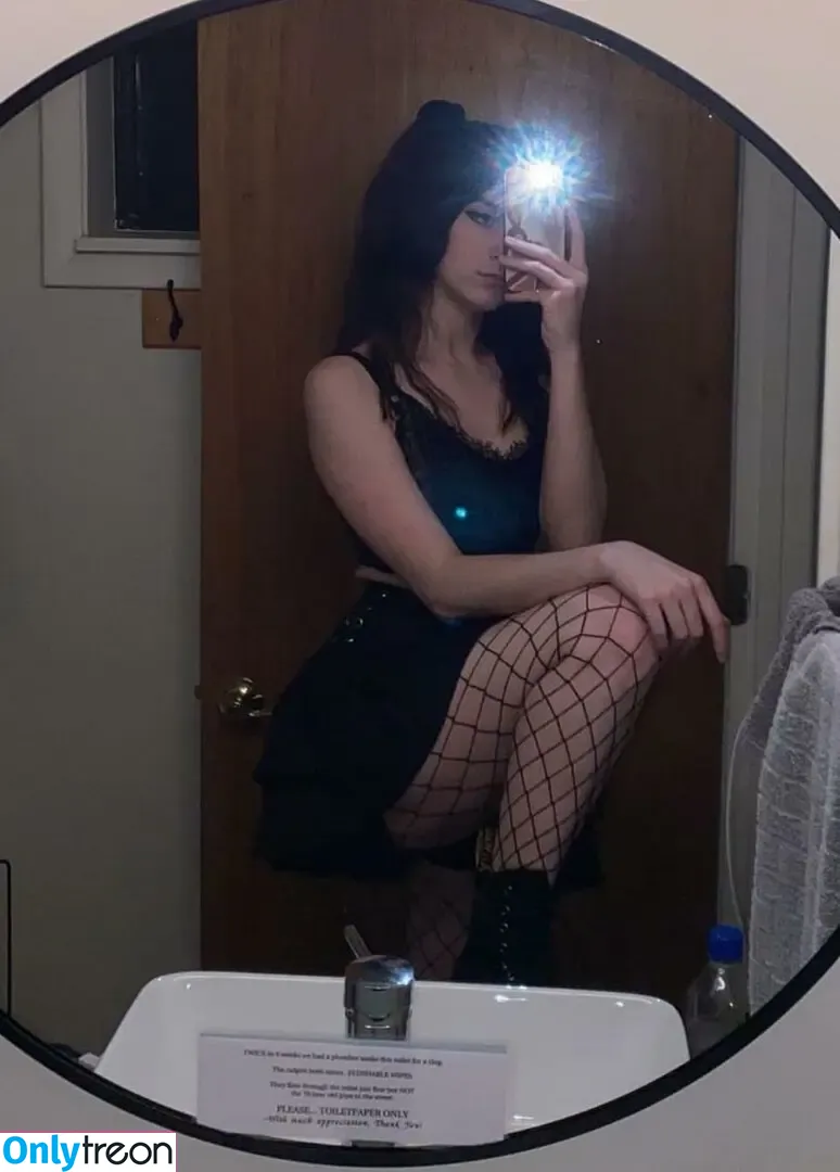 Trashpotatopie nude photo #0004 (Trashedpotatopie / wholepotato)