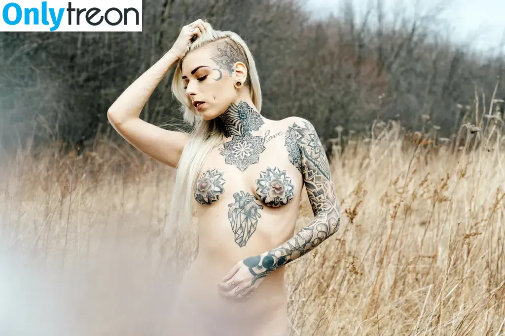 Trashyfvck голая photo #0002 (Trashyfvck)