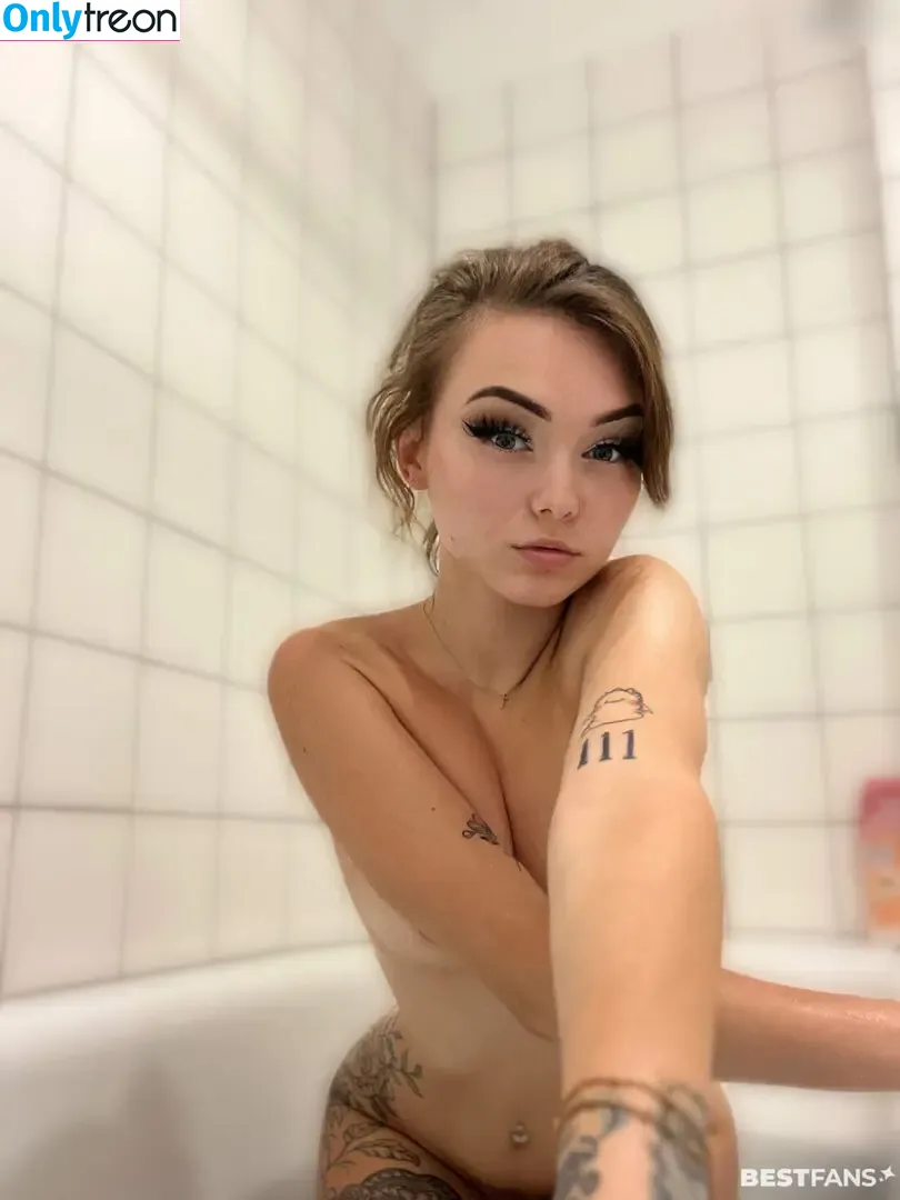 Traumwandler Allegra nude photo #0036 (traumwandler)