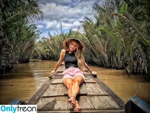 Travelling Explorer / travellingexplorer nude photo #0008