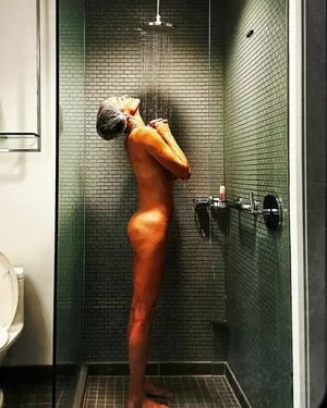 Tricia Helfer / Cylon / officialtriciahelfer фото голая #0172