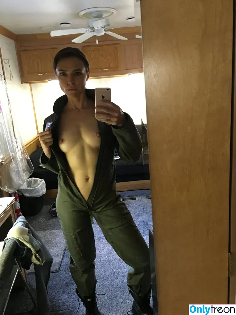 Trieste Kelly Dunn nude photo #0089 (triestekdunn)
