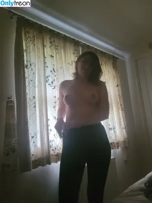 Trimalchio87 / Bee / trimalchio87_of фото голая #0633