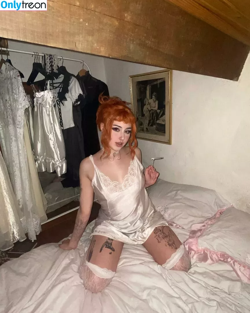 Trinadest Elisa nude photo #0001 (badlutka / trinadeset)
