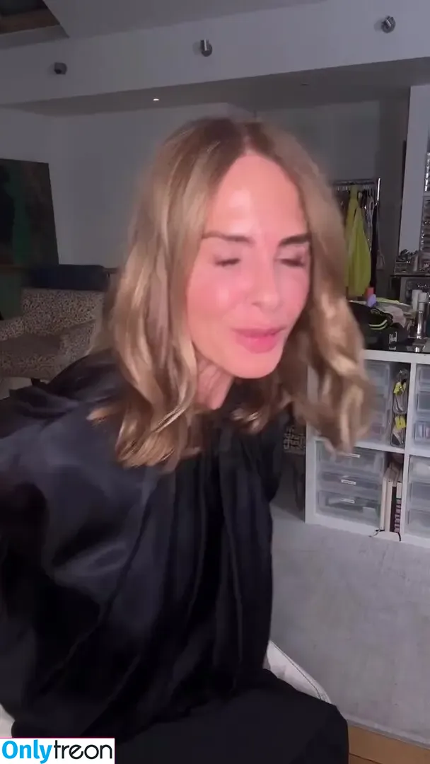 Trinny Woodall голая photo #0234 (trinnywoodall)