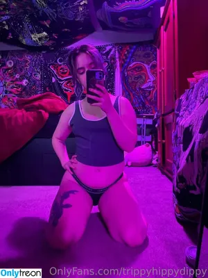 trippyhippydippy / trippy.hippy.dippy nude photo #0029