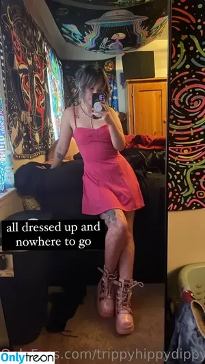 trippyhippydippy / trippy.hippy.dippy nude photo #0042