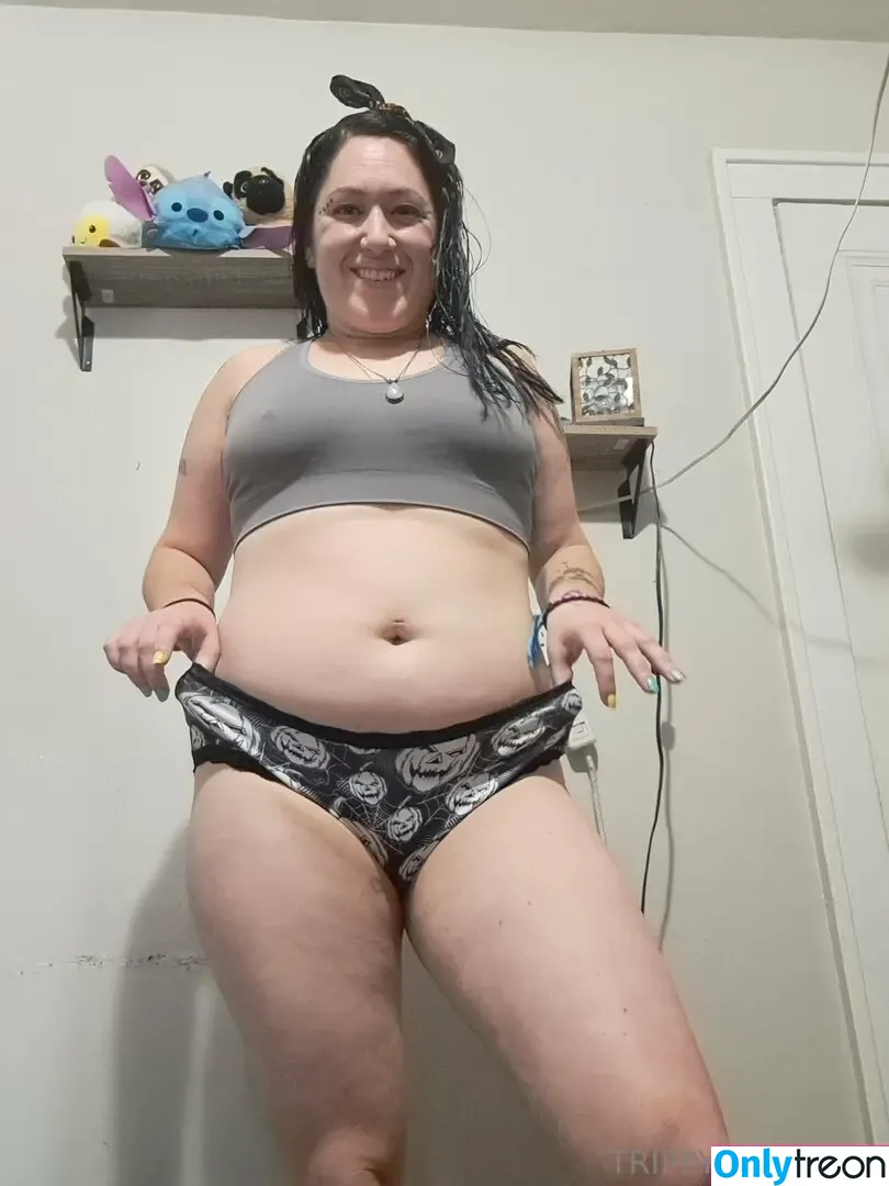 trippykoala425 nude photo #0056 (trippykoala425)