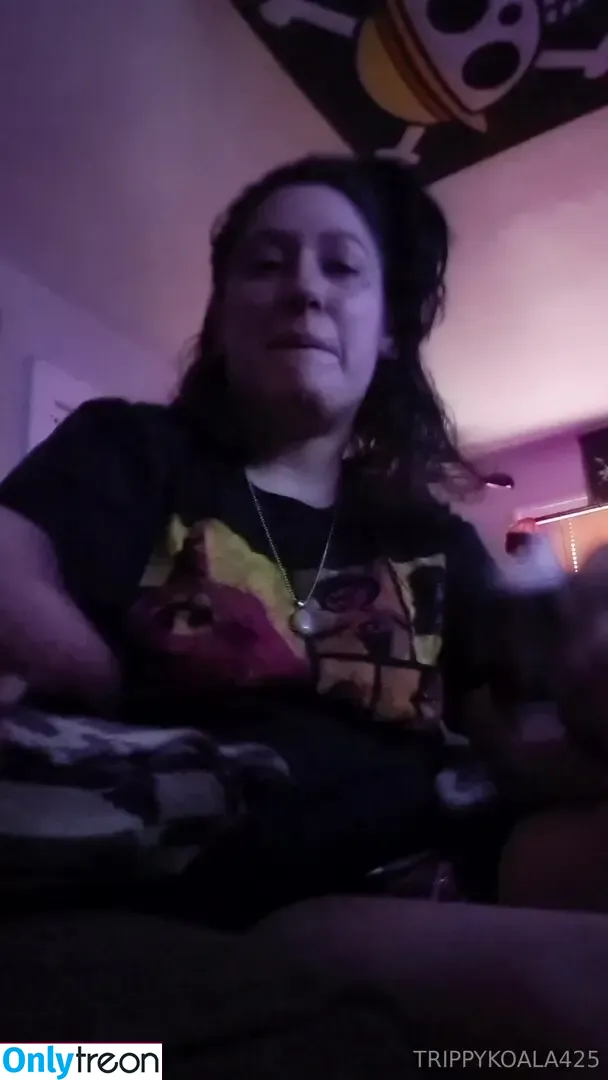 trippykoala425 nude photo #0059 (trippykoala425)