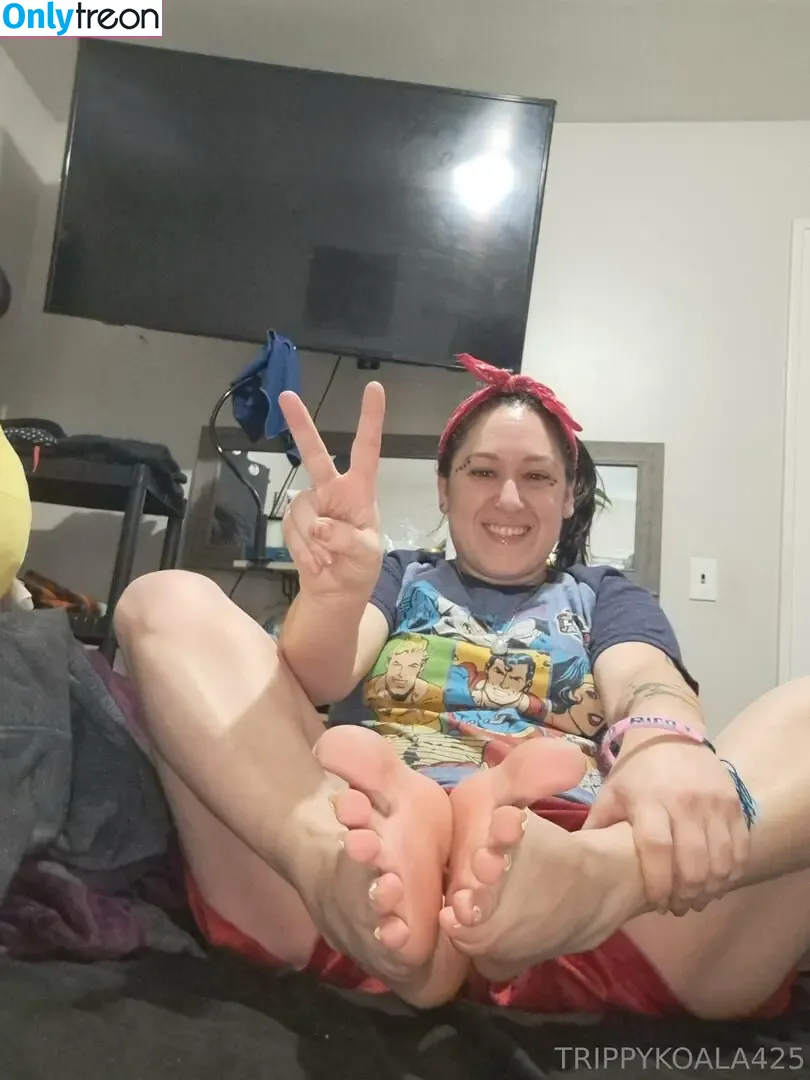 trippykoala425 nude photo #0107 (trippykoala425)