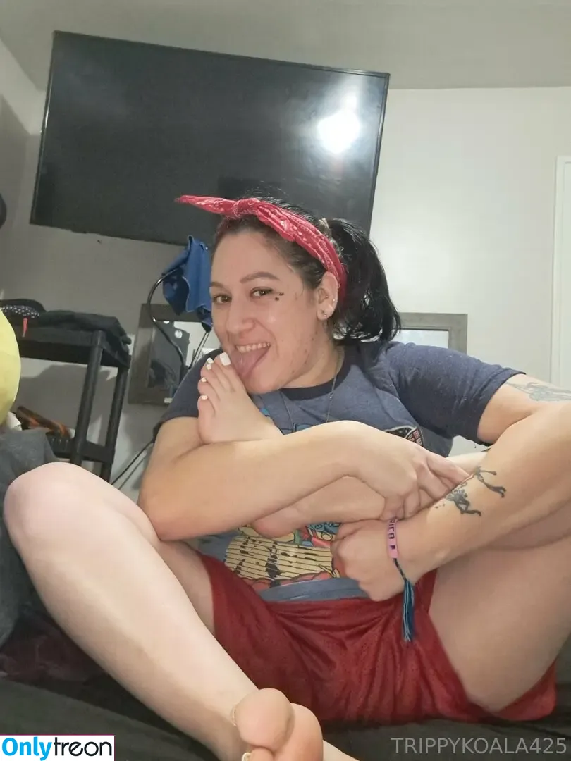 trippykoala425 nude photo #0117 (trippykoala425)