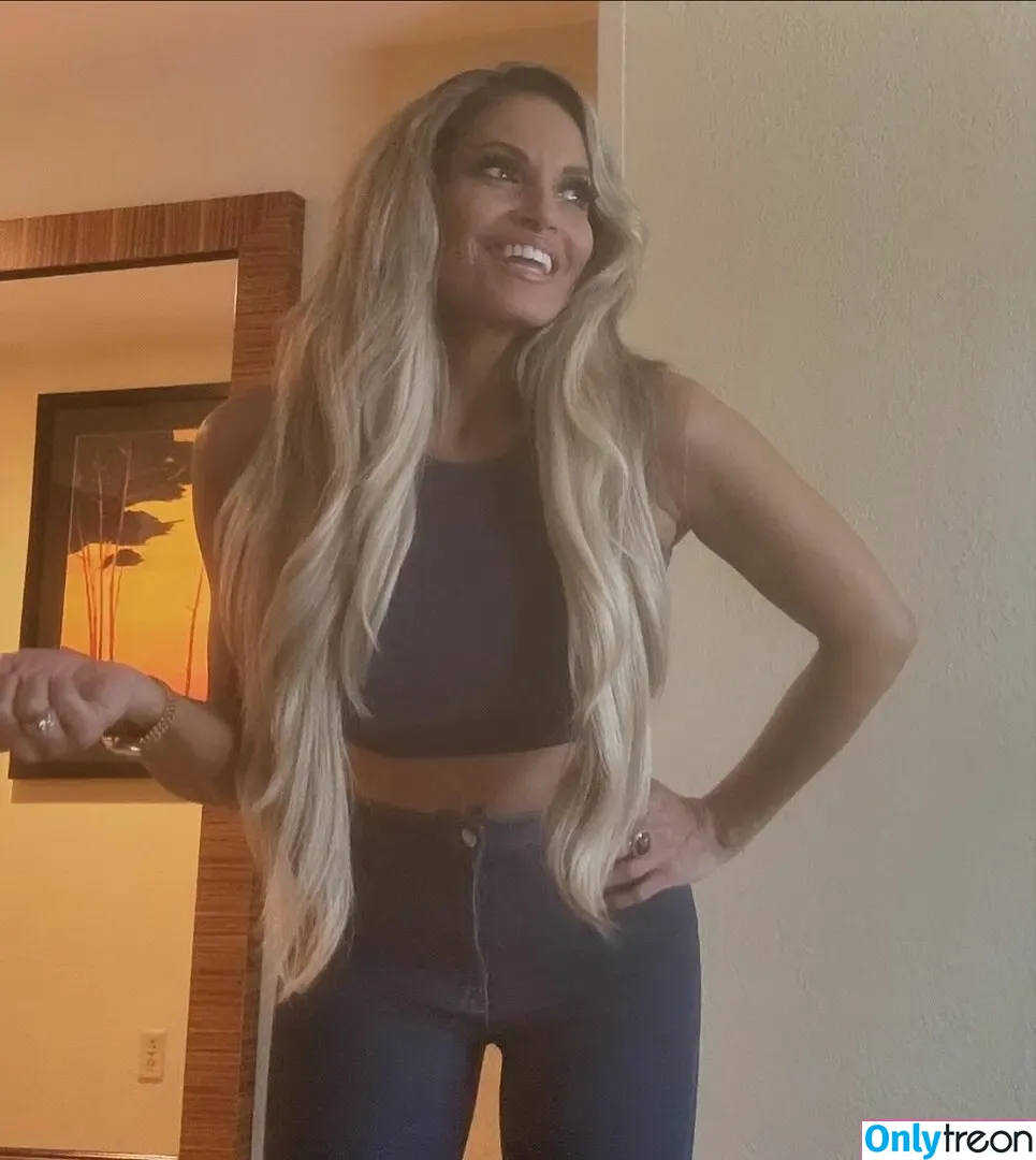 Trish Stratus голая photo #1836 (trishstratuscom)