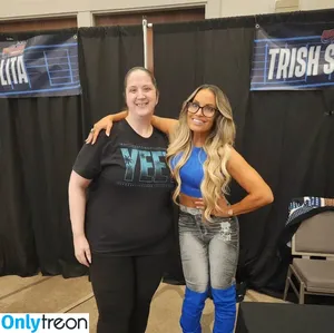 Trish Stratus / trishstratuscom nude photo #2037