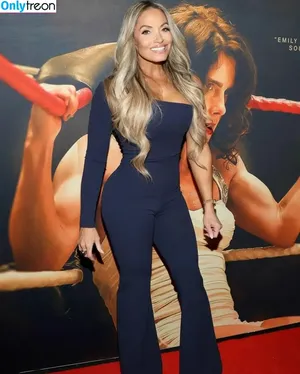Trish Stratus / trishstratuscom nude photo #2321